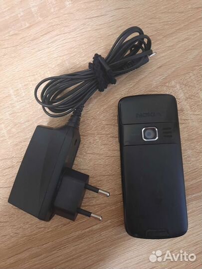Кнопочный телефон Nokia