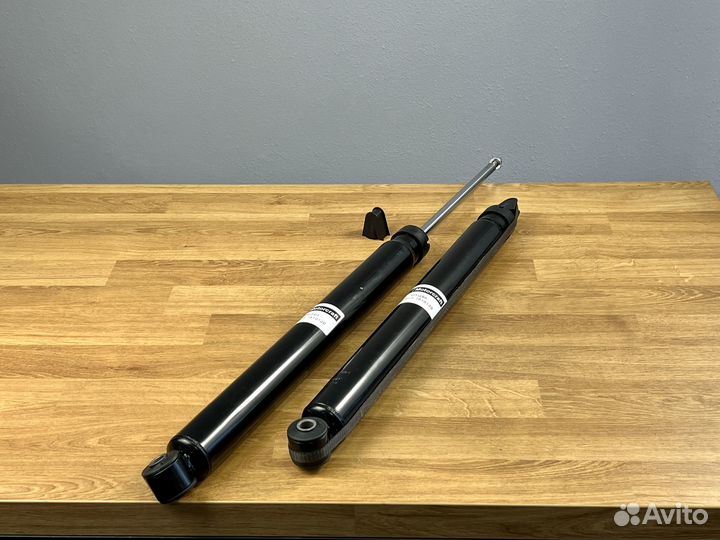 Амортизаторы задние Ford focus3 1810120 Гарантия