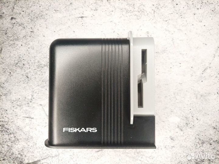 Точилка для ножниц Fiskars Functional Form 859600