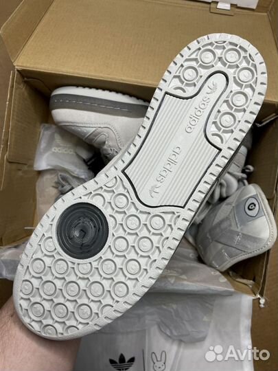 Серые Forum x Bad Bunny с мехом от Adidas