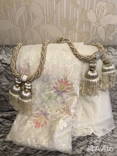 Тюль с подвязками