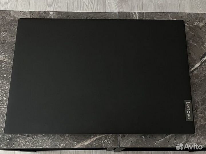 Ноутбук Lenovo