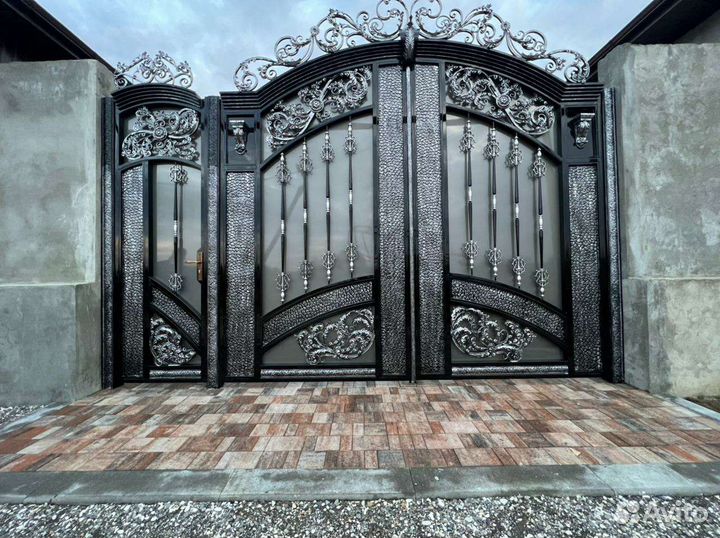Кованные изделия. ворота перила козырьки