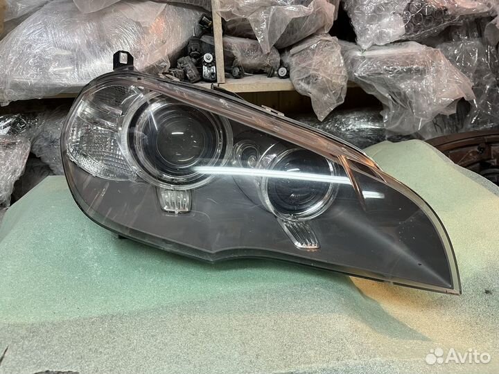 Фара правая BMW X5 E70 Рестайл ксенон