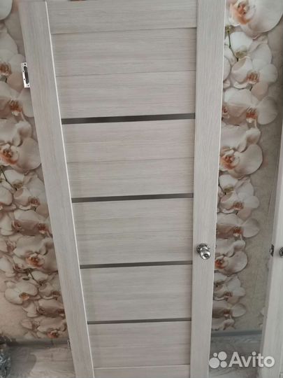 Дверь комнатная бу
