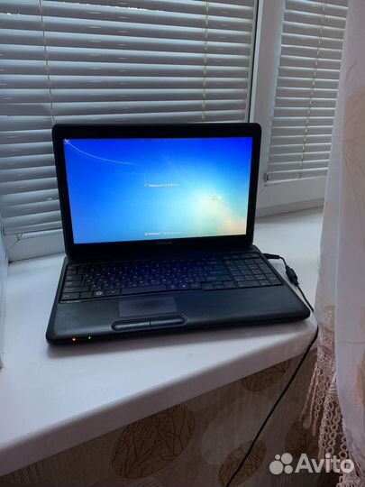 Ноутбук toshiba