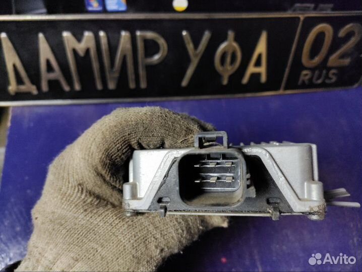 Блок управления топливным насосом Land Rover Range