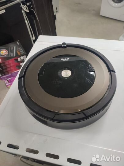 Новый Робот-пылесос iRobot Roomba 896