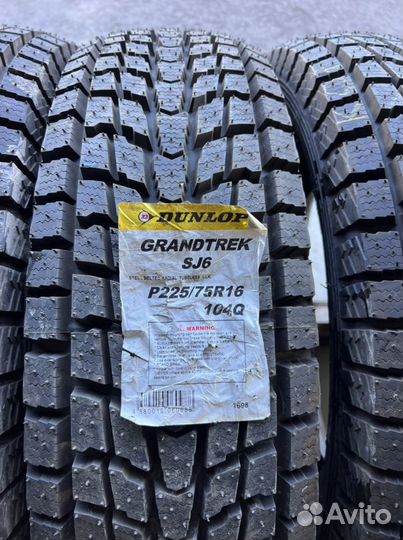 Dunlop Grandtrek SJ6 225/75 R16