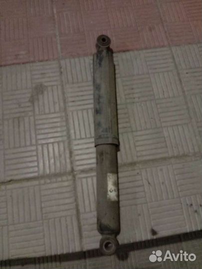 Амортизаторы задние