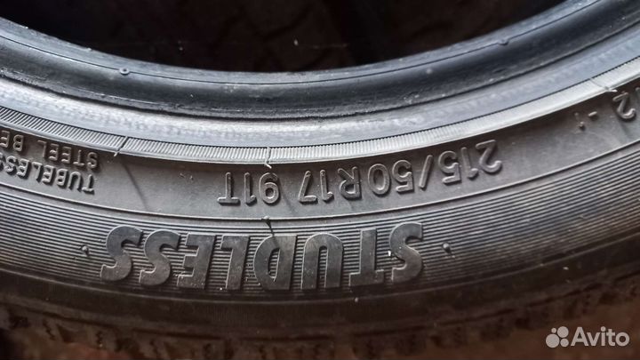 Nitto Invo 215/50 R17