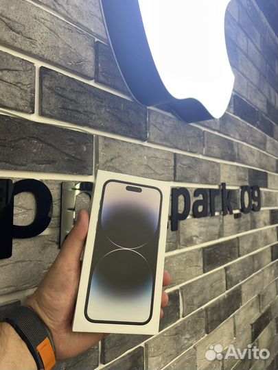 Мобильные телефоны