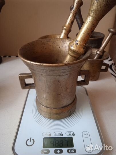 Старинная бронзовая ступка с пестиком