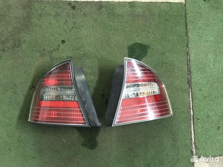 Фонарь задний правый левый Subaru Legasy