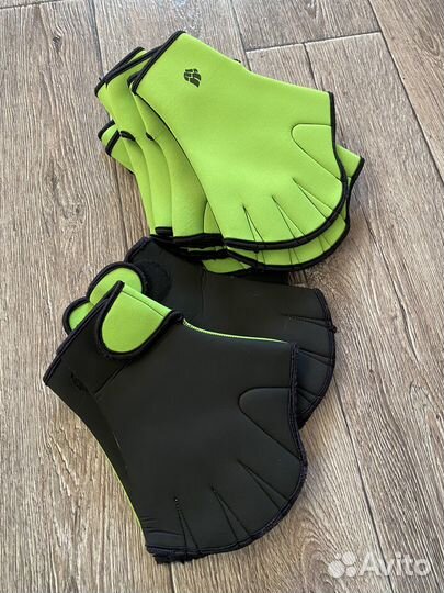 Перчатки для аквааэробики