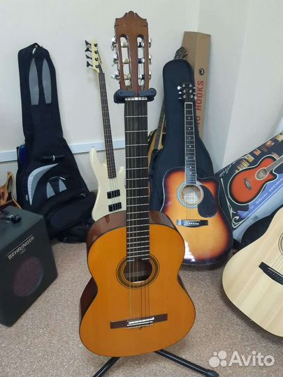 Классическая гитара yamaha CG101A