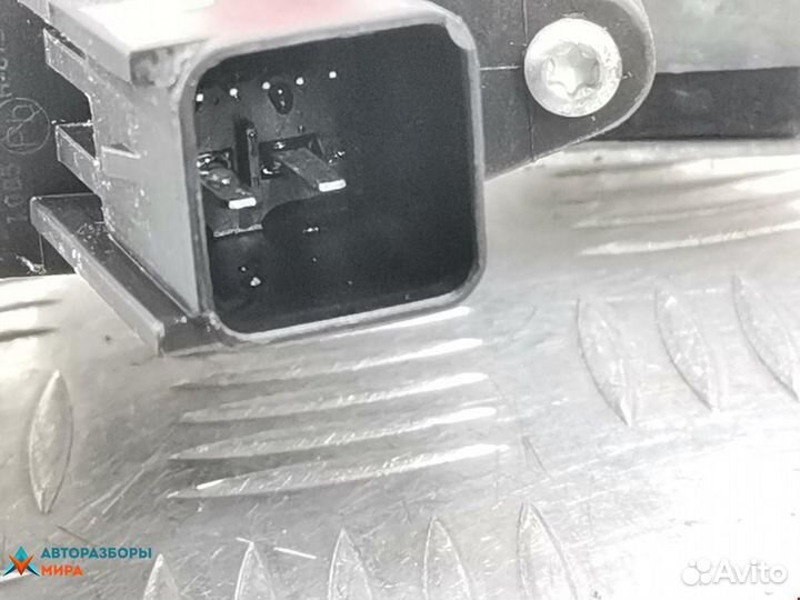 Стеклоподъемник передний правый Opel Meriva 2 (B)