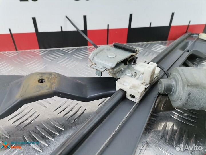 Стеклоподъемник передний правый SsangYong