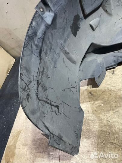 Подкрылок передний левый Mercedes-Benz A-Class