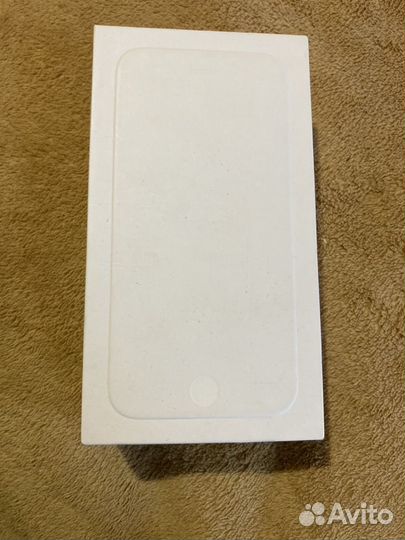 Коробка от iPhone 6