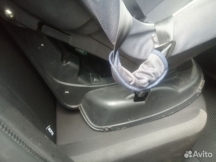 Детское автомобильное кресло