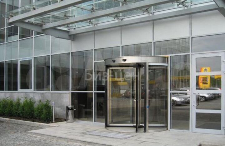 Недалеко от метро офис 98 кв.м в аренду