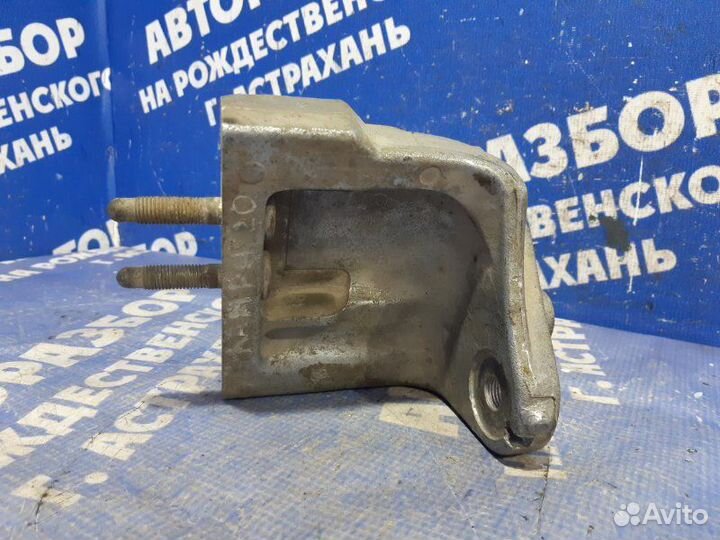 Крепление двигателя Toyota Vista седан 3S-FE 1994