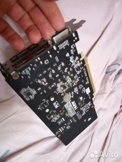 Видеокарта 8гб или 4гб