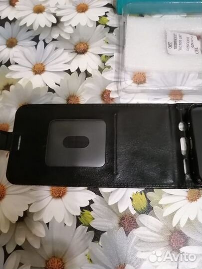 Чехол на телефон