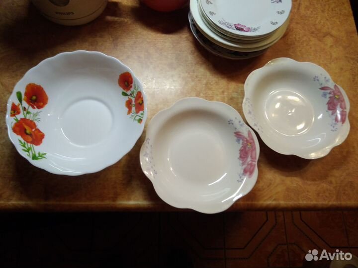 Глубокие тарелки с волнистыми краями