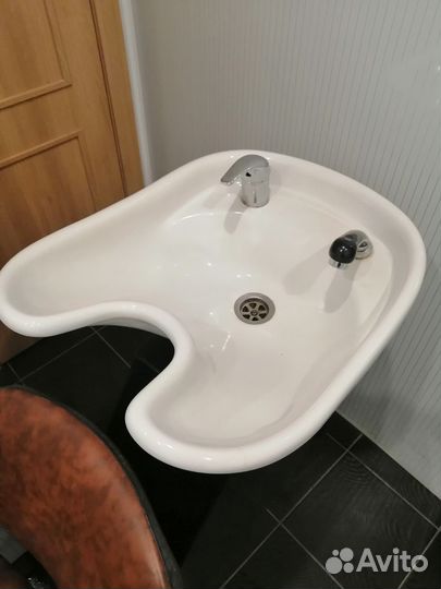 Раковина-мойка для парикмахера