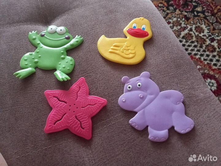 Игрушки для ванной на присосках