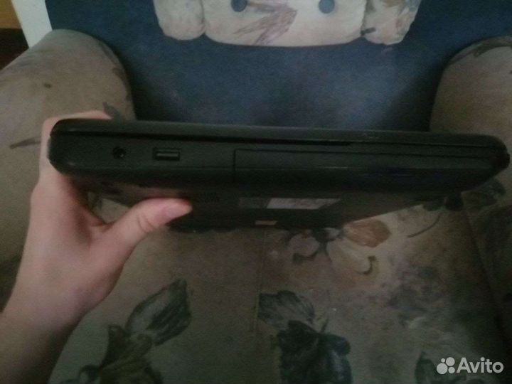 Ноутбук toshiba