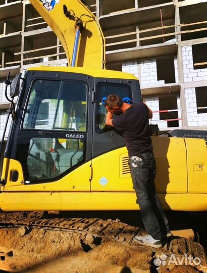 Стекло кузовное левое для Volvo EW 140 b/460 Blc