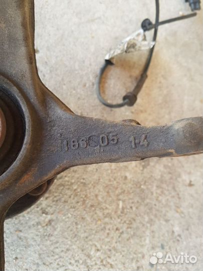 Ford Focus 2 поворотный кулак