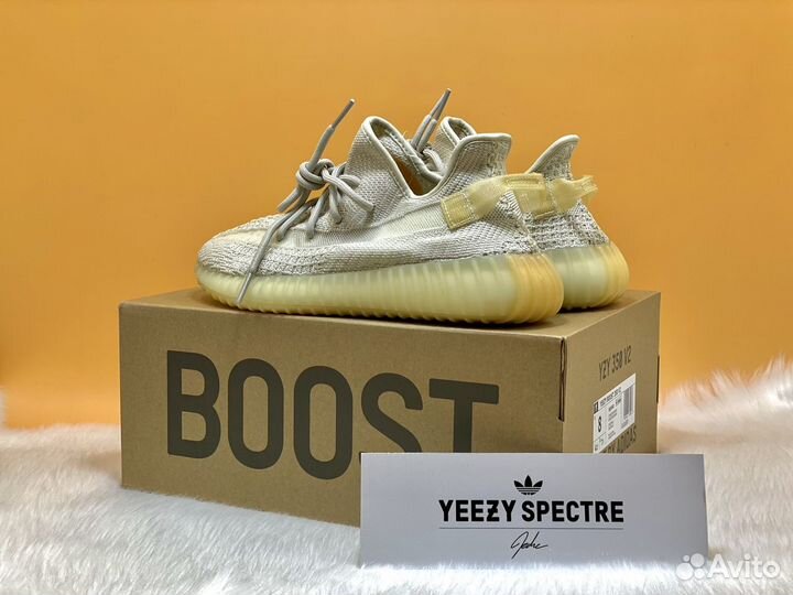 Кроссовки Adidas Yeezy Boost 350 V2 Light