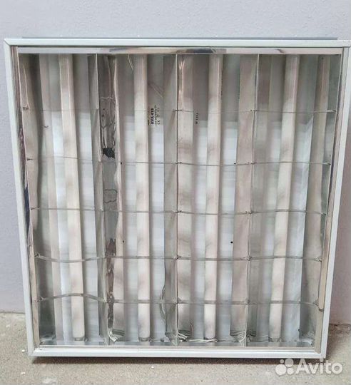 Светильник потолочный