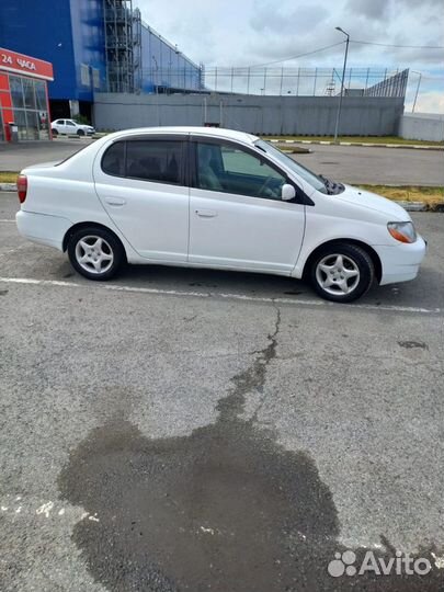 Toyota Platz 1.0 AT, 2000, 299 999 км