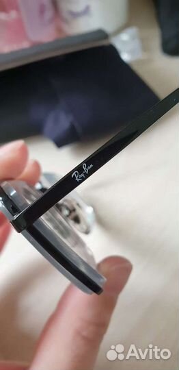 Очки -4,5 RAY BAN хамелеоны с очечником. новое