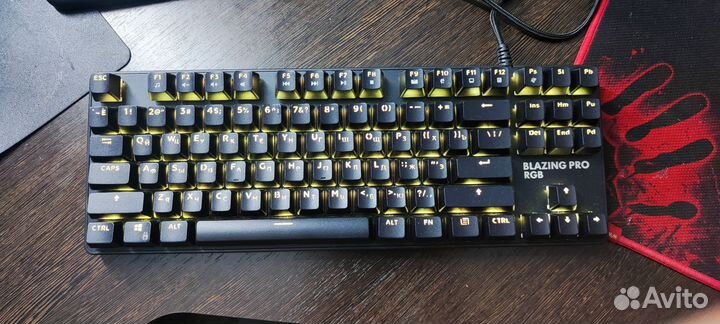 Клавиатура механическая blazing pro rgb
