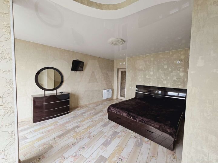 2-к. квартира, 65 м², 2/3 эт.