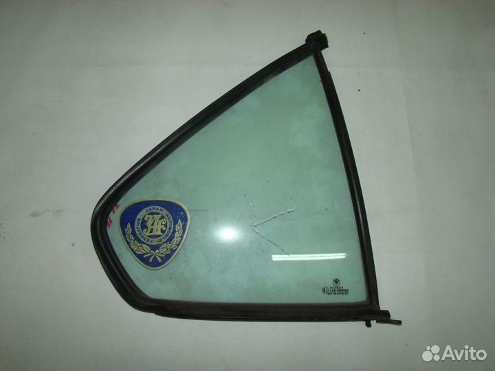 Стекло двери маленькое RR BMW 323i E36 1997г (Кузо