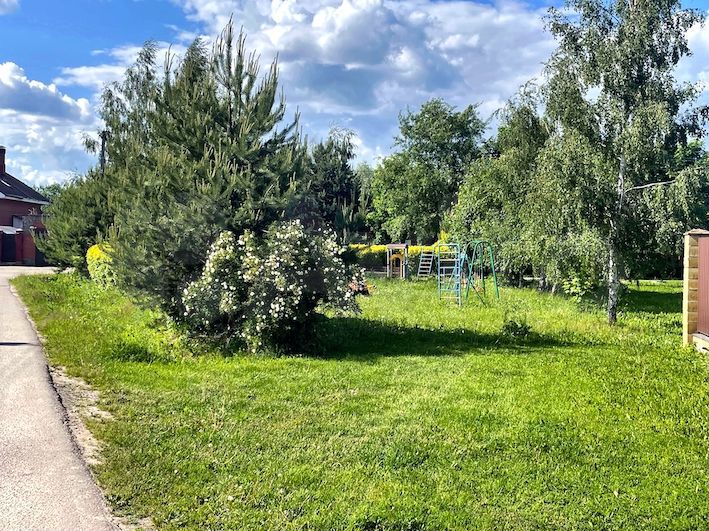 Участок 8 сот. (ИЖС)