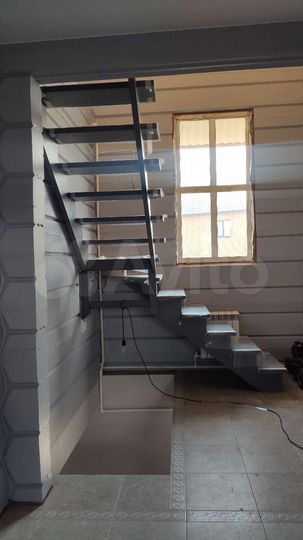 Дом 214 м² на участке 11 сот.