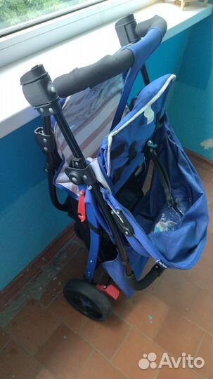 Прогулочная коляска