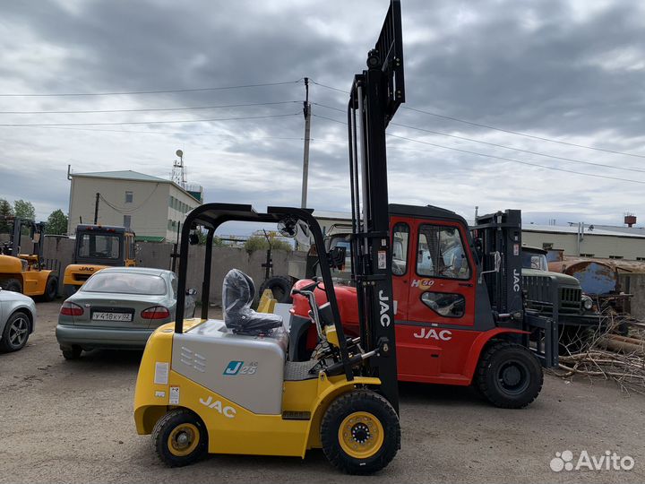 Вилочный погрузчик JAC CPD 25, 2023
