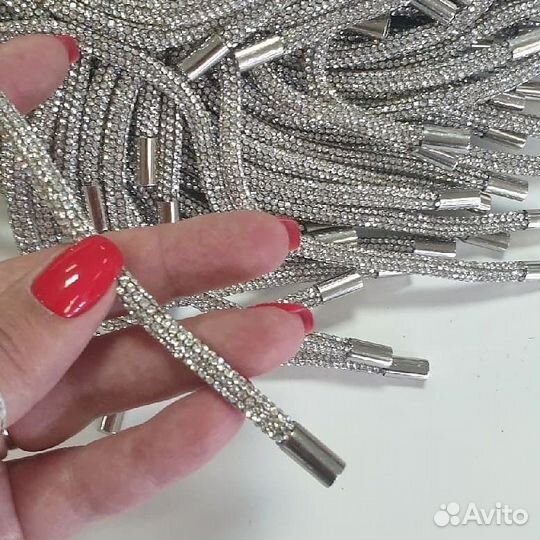 Шнурки со стразами