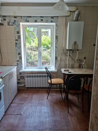 2-к. квартира, 37 м², 1/2 эт.