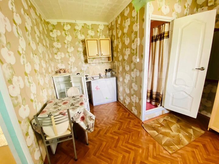 Комната 18 м² в 1-к., 2/2 эт.