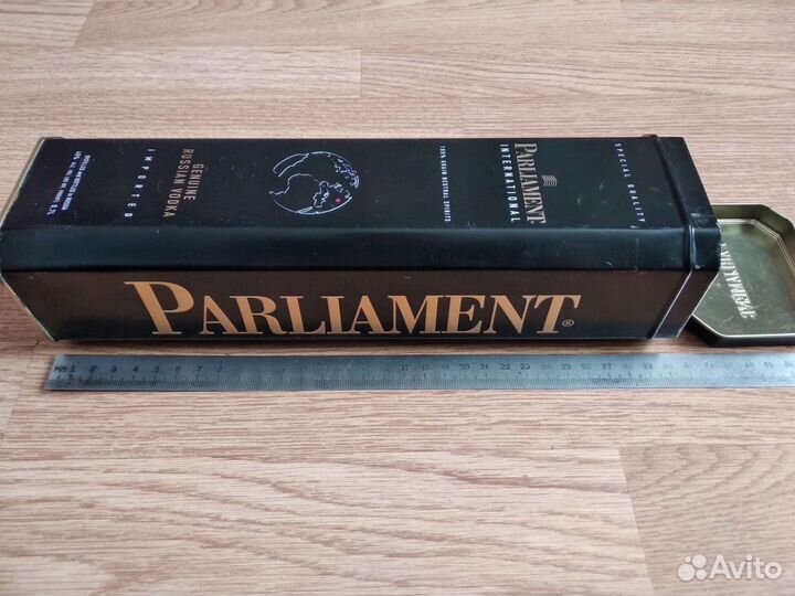 Жестяные баночки